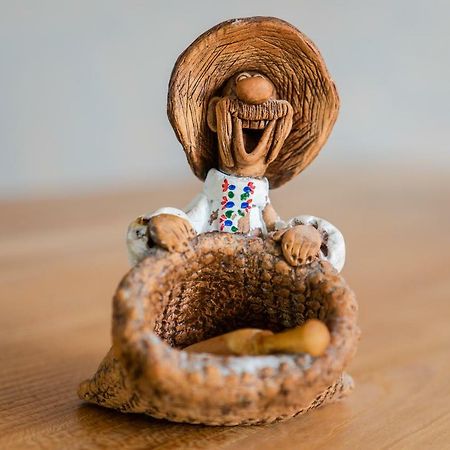 Zhemchuzhnaya Gavan Одесса Экстерьер фото